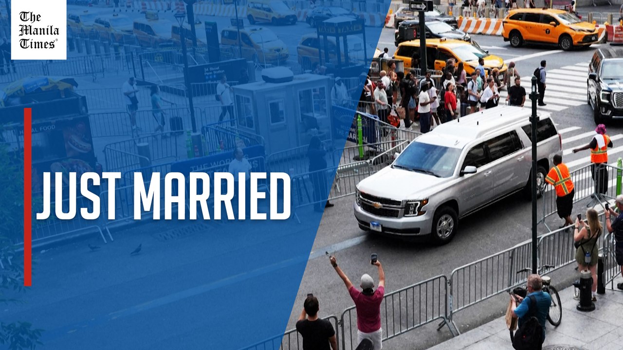 IN PHOTOS : Car believed to be transporting Taylor Swift arrives at Madison Square Garden