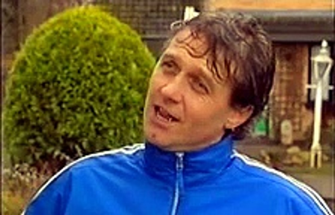 BROOKESIDE 2000- E2327 - Brookside and other TV Classics