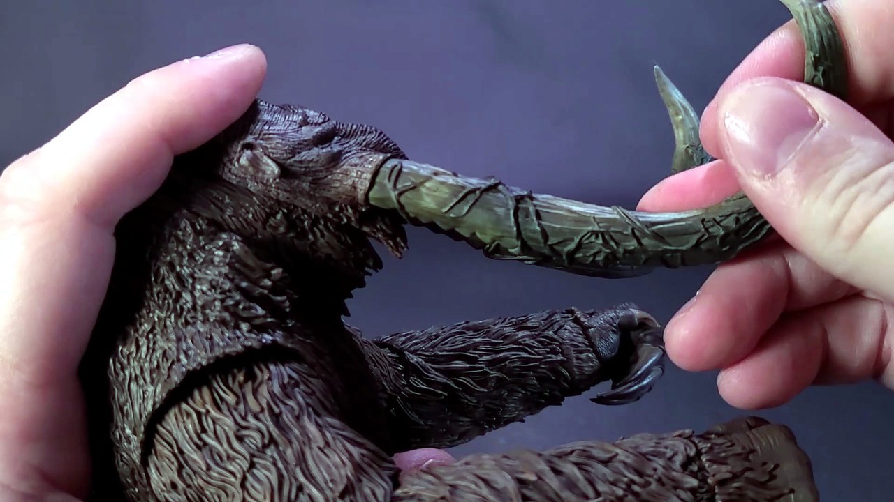 Hiya Toys Behemoth Review (2019 Godzilla KOTM) – Biggest Monster Figure Yet?!