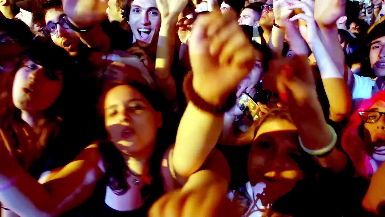 Supermassive Black Hole - Muse (live)