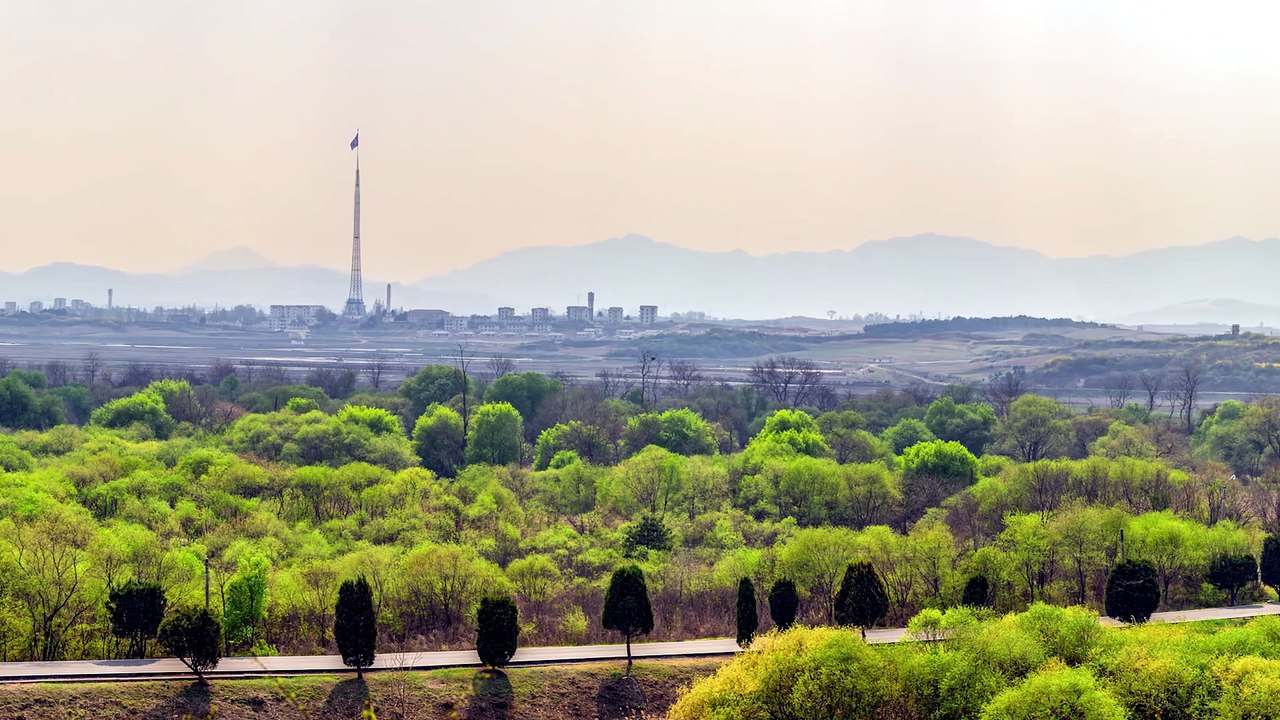 Kim Just OUTPLAYED Xi Jinping... Now China Has a MASSIVE Problem