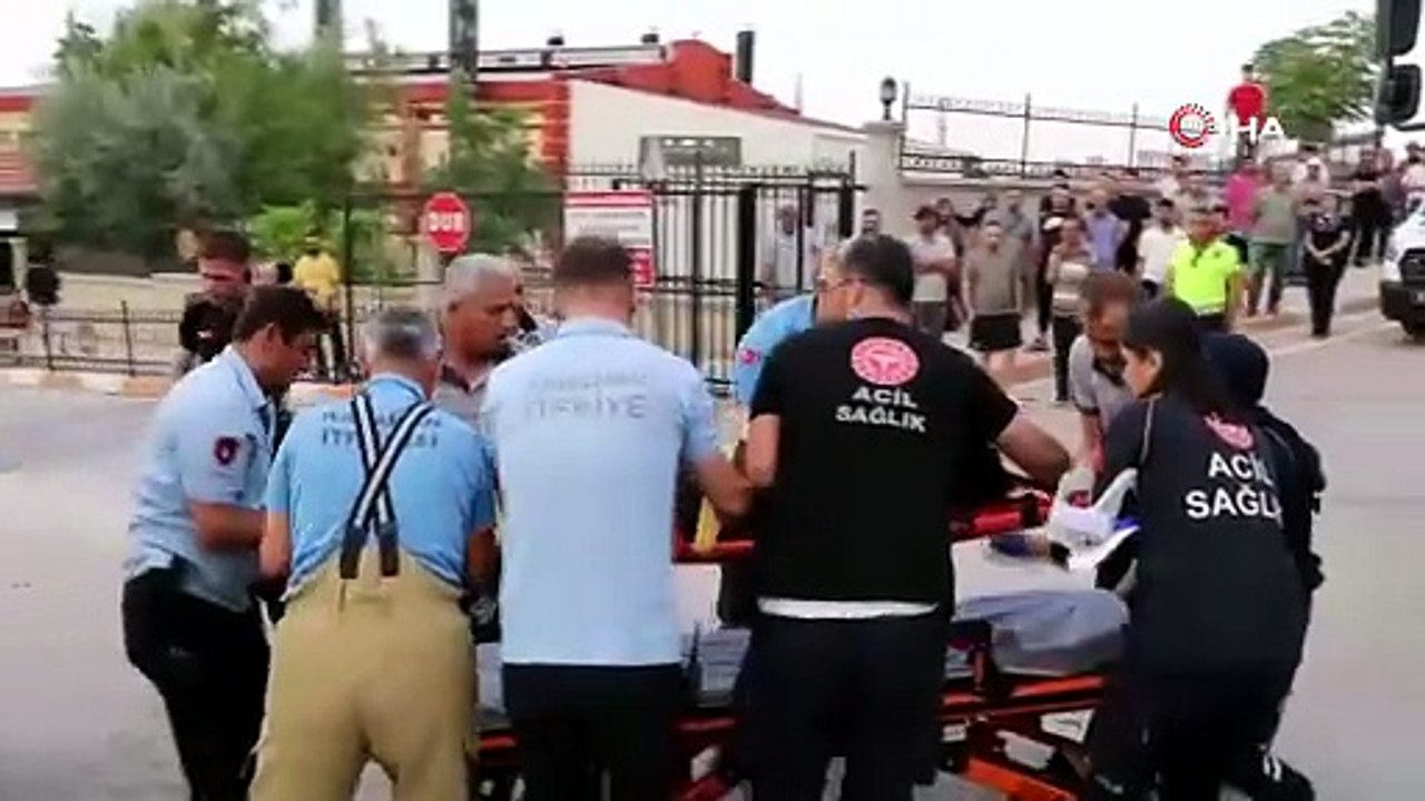 Karaman’da takla atan otomobildeki 4 üniversite öğrencisi yaralandı
