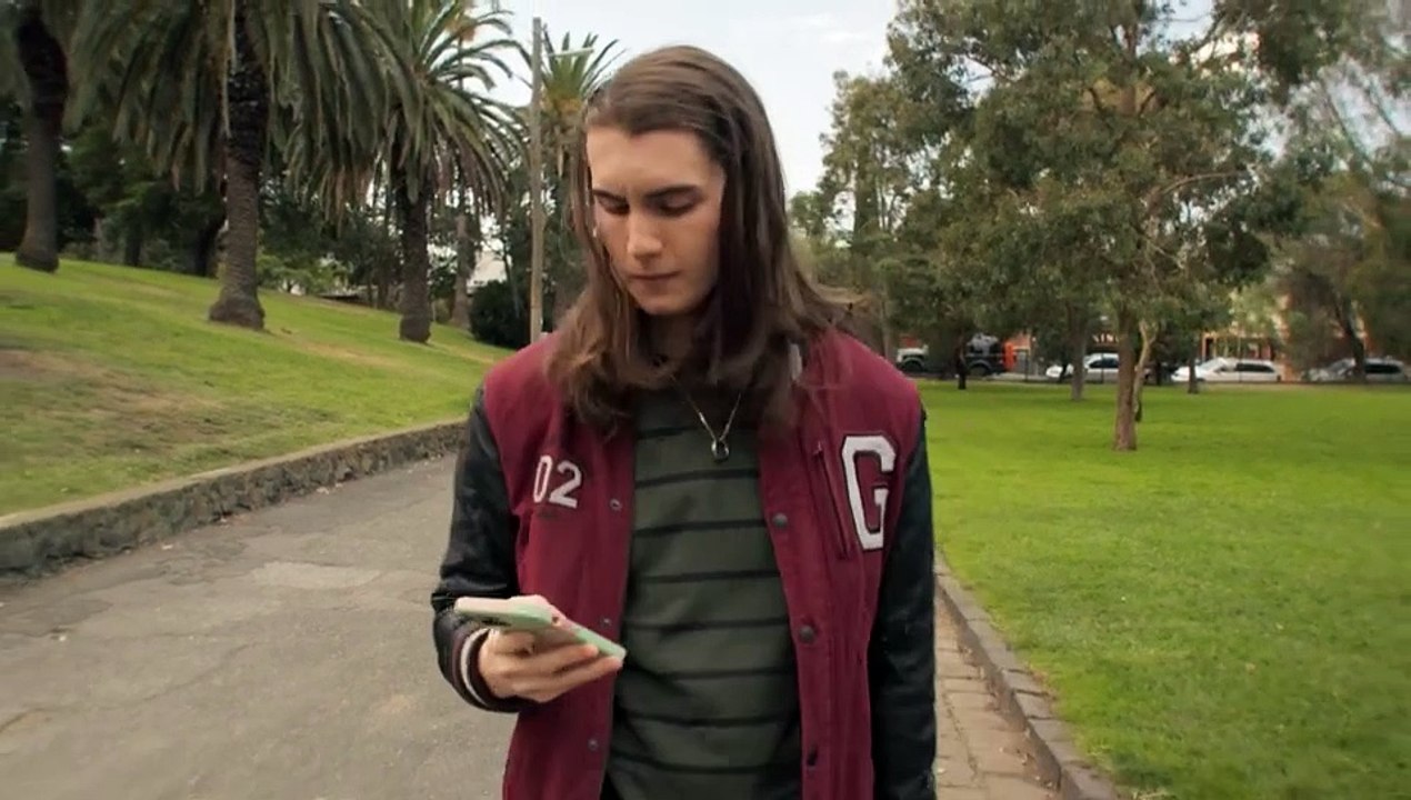 Single, Out S1 ep 3