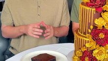 _1 vs _10_000 Cake