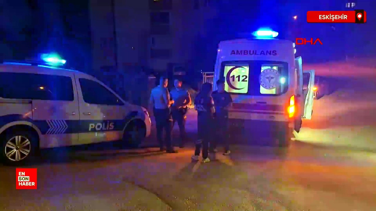 Eskişehir'de sahte plakalı otomobiliyle kaçarken çarptığı bekçi yaralandı