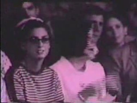 Frankie Valli Four Seasons- Can't Take My Eyes Off You Live