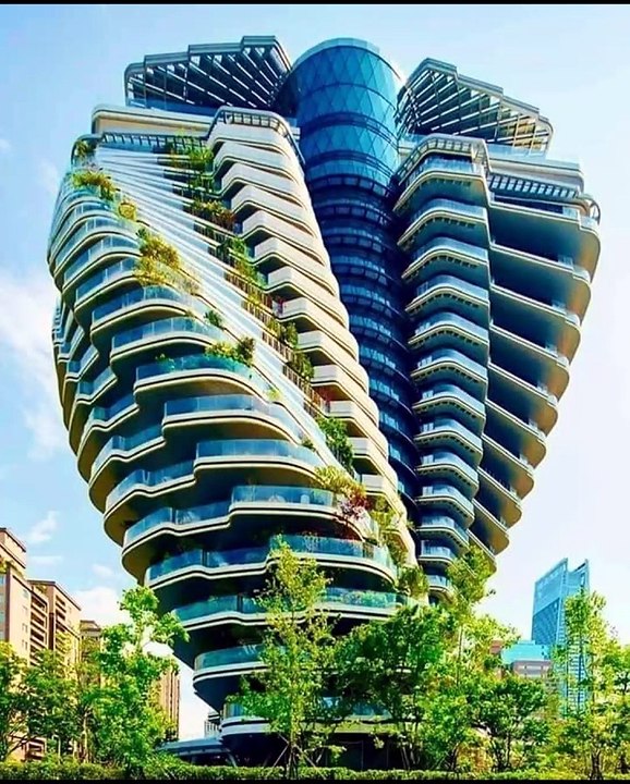 Strange Buildings That Actually Exist! 🌍🏢