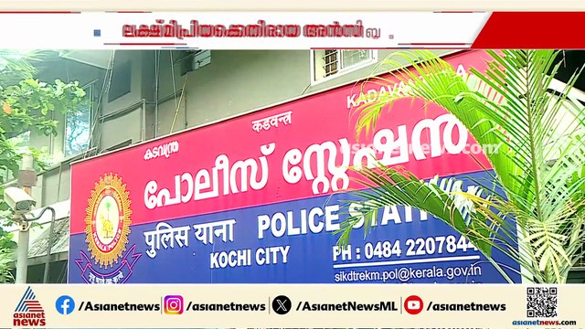 'അമ്മ'യി തീരാത്ത തർക്കങ്ങൾ; ശ്വേത മേനോൻ്റെ ഫേസ് ബുക്ക് പോസ്റ്റിനെതിരെ ഭാഗ്യലക്ഷ്മി