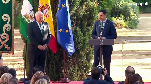 Moreno asume la presidencia de Andalucía con una vía andaluza de diálogo