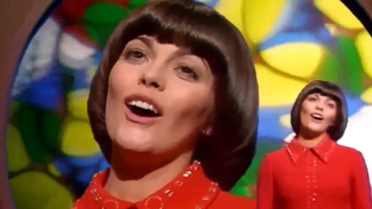 Mireille Mathieu - Acropolis Adieu