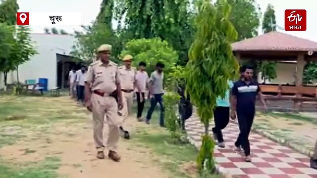 Churu Crime : खंडहर हवेली में चल रहा था ऑनलाइन गेमिंग का खेल...17 आरोपी गिरफ्तार, चूरू पुलिस का पहला ऐसा मामला