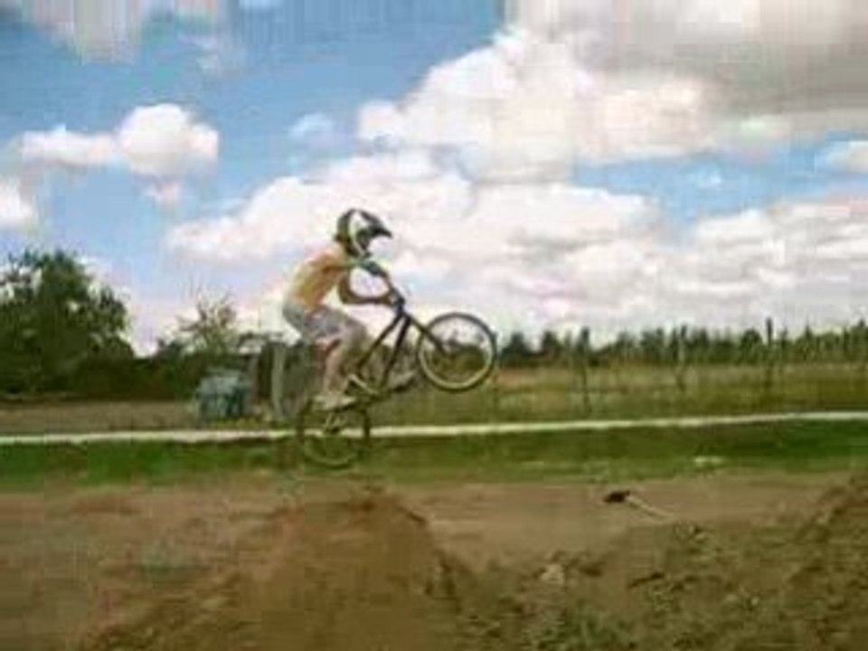 dirt bmx