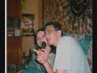 1x12 - Les Zazous poussent la chansonnette