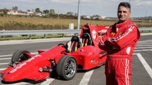A Supercar Enthusiast Self-Builds A Formula 1 Car