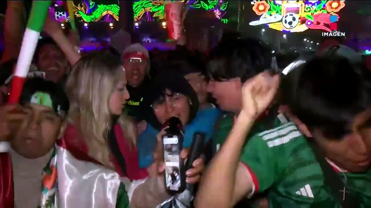 El ambiente festivo en el Zócalo | La Delantera