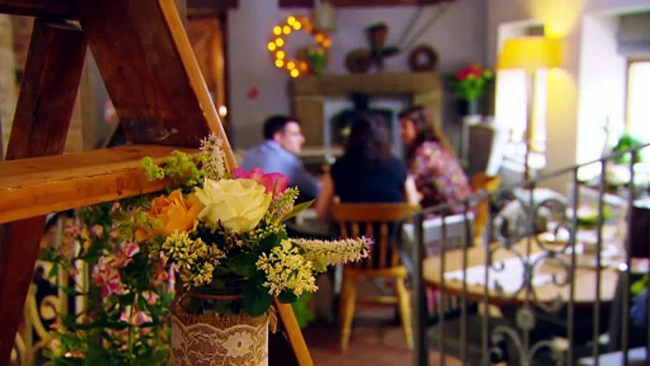 Location Location Location S23E06