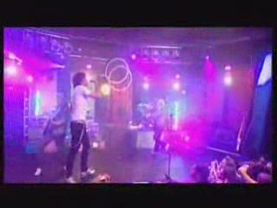 Mika's talking + gracekelly
