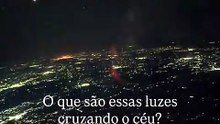 OVNI? Piloto registra objeto luminoso misterioso antes de pousar; assista