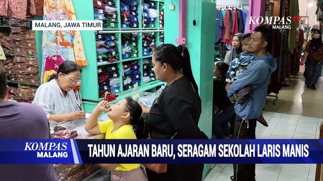 Tahun Ajaran Baru, Seragam Sekolah Laris Manis