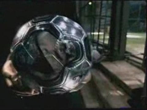 Pub Nike Football (La Cage)