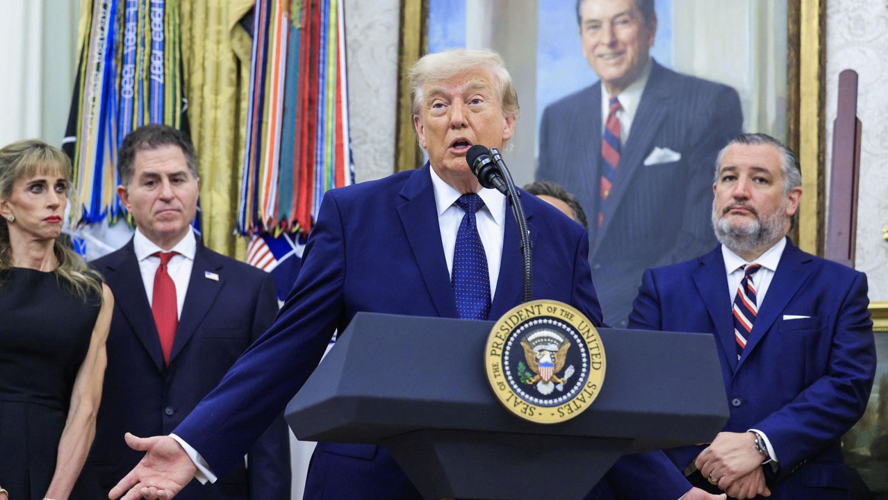 Im Video: So verteidigt Trump seinen Anruf bei Infantino