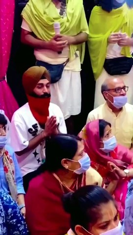 Kulhad Pizza Couple : 'ਮੇਰੀ ਜ਼ਿੰਦਗੀ ਦਾ ਇੱਕ ਸਾਲ ਘੱਟ ਹੋ ਗਿਆ...', ਪ੍ਰੇਮਾਨੰਦ ਮਹਾਰਾਜ ਦੀ ਸ਼ਰਨ 'ਚ ਪਹੁੰਚੇ ਸਹਿਜ ਅਰੋੜਾ