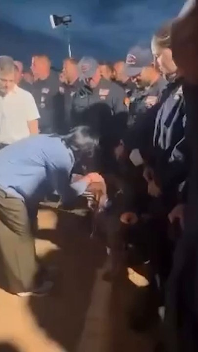 Earthquake Rescue Dogs in Venezuela Receive Medals