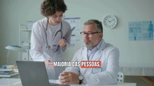 O perigo real de comer e tomar banho (E o mito do cabelo molhado)
