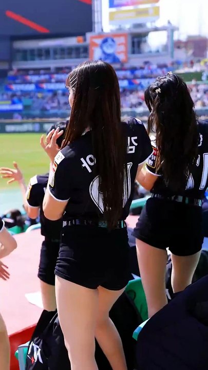 Stunning Kim Jin-ah Cheerleader Fancam Dance + Cheerleader EP 116