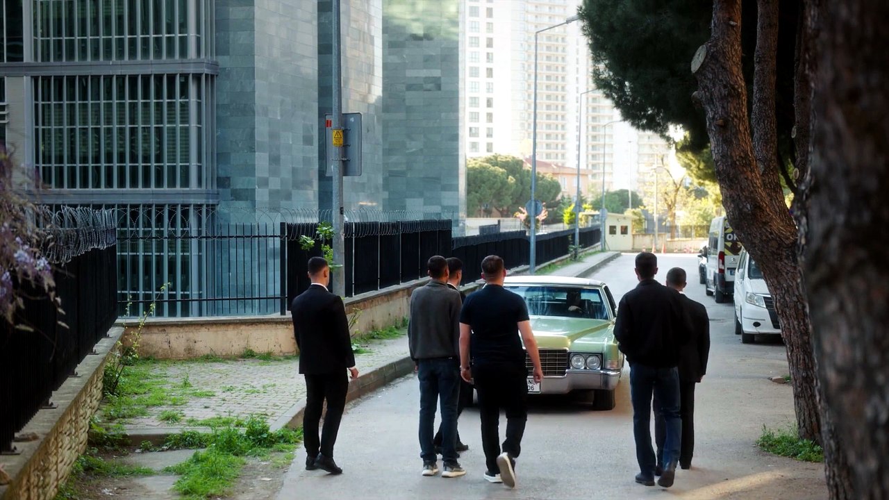 Eşref Tek, Gençlere Gerçek Raconu Öğretti Eşref Rüya 42 Bölüm
