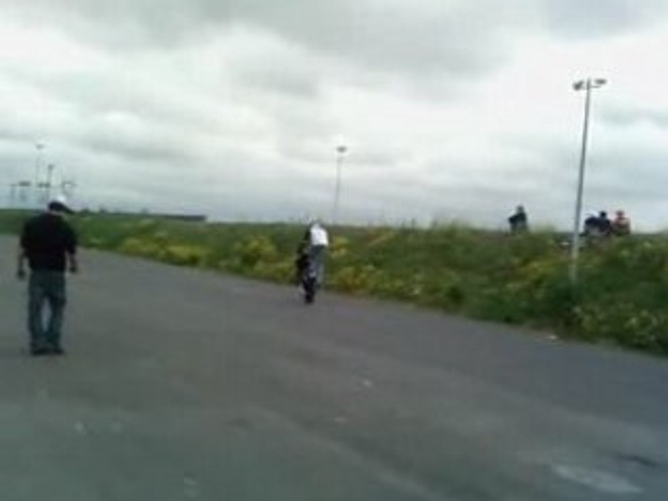 flo stunt sans la fourche