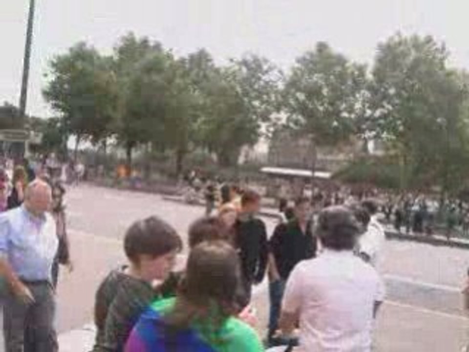 FG Radio place de la Bastille-Marche des Fiertés 28-06-2008