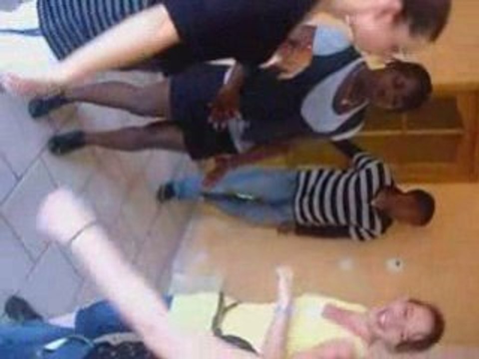 Danse de pleins de gens