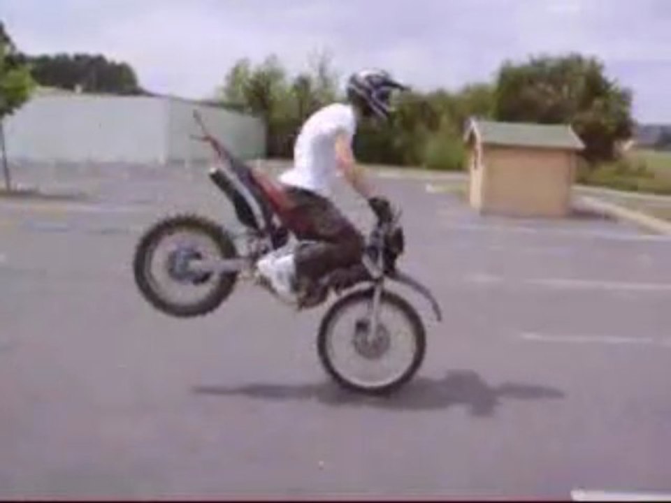 Stunt stopie presque 180