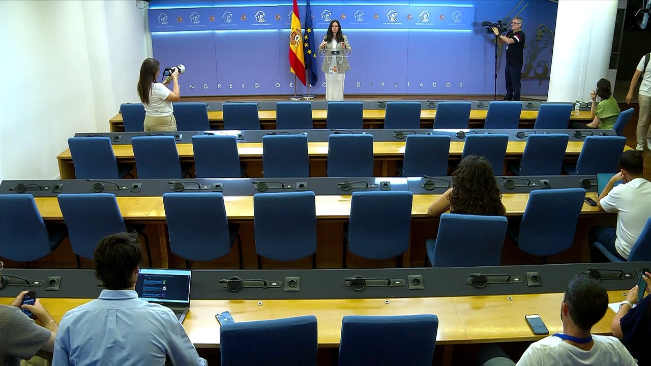 Vox considera "intolerable" que directora de la Guardia Civil siga en su puesto