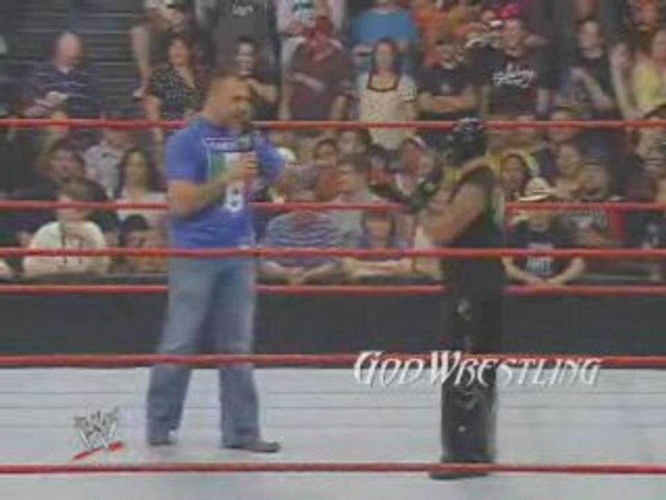 Rey Mysterio delivers a 619 to Santino Marella 06/30/08