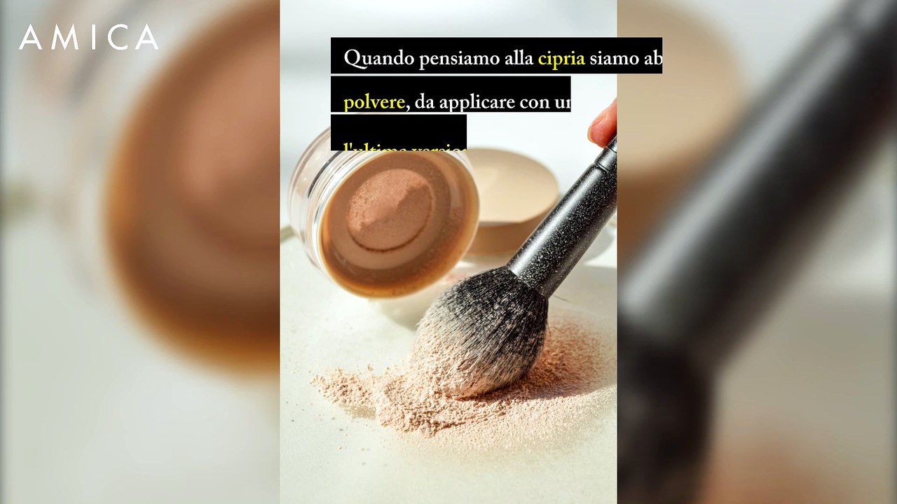 La nuova cipria è in gel: come usarla e a chi è adatta