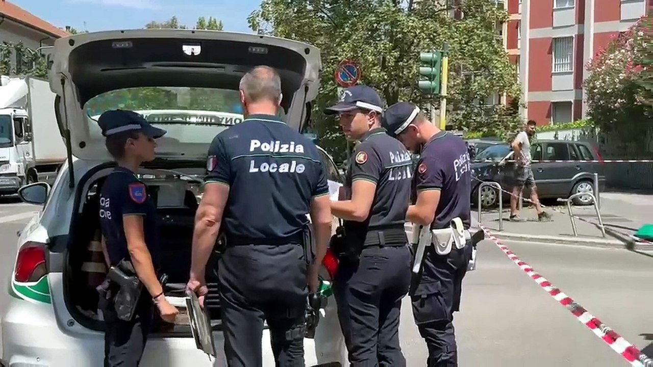 Milano, ciclista investita e uccisa da un camion in zona City Life