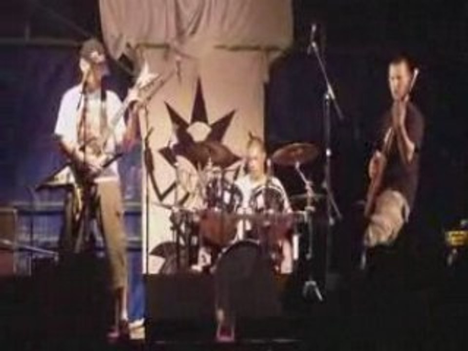 Dr PLUMP "welcome to troudballcity"+"richisme"-live à douai