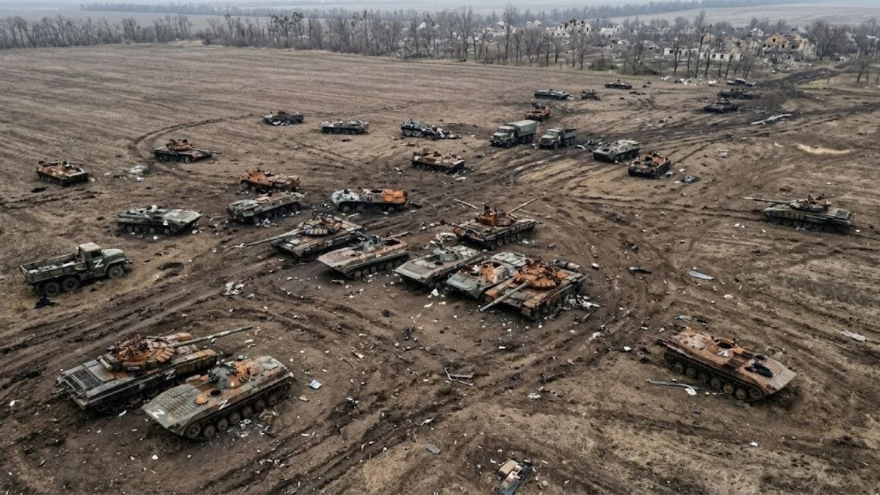 Russian Military Faces Severe Attrition: 1,298 Casualties per Kilometer Captured as Collapse Intensifies