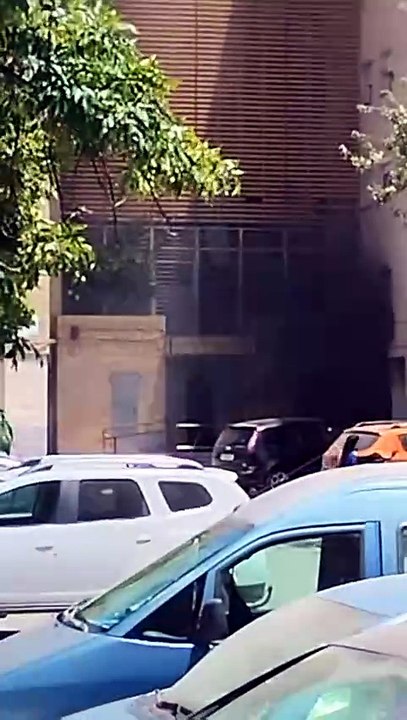 Incendio en un cuarto de contadores del Mopu, en Jerez