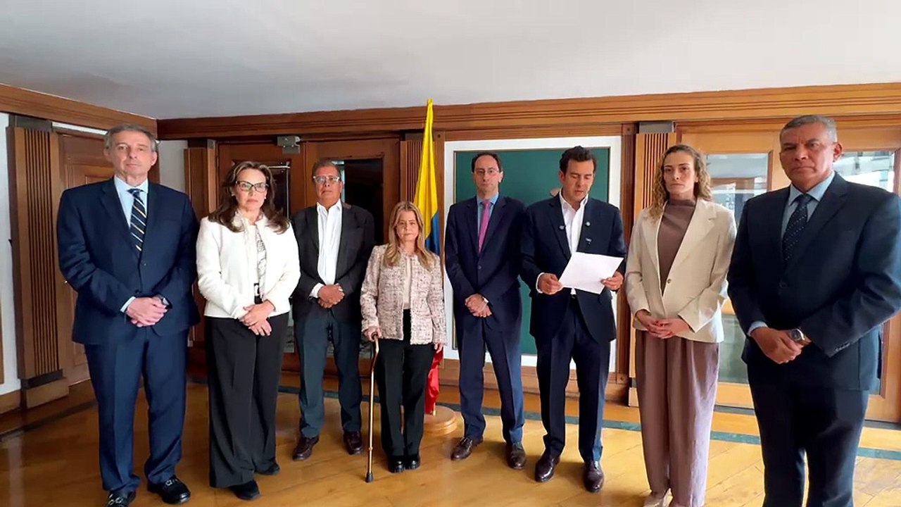 Ministros de Abelardo se pronuncian tras postura de Petro: esto dijeron