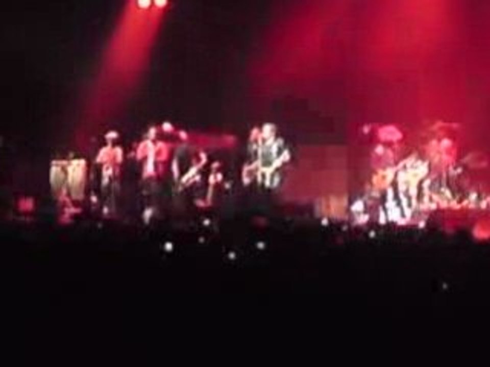 Lenny Kravitz - Always On The Run (Zenith de Paris 30/06/08)