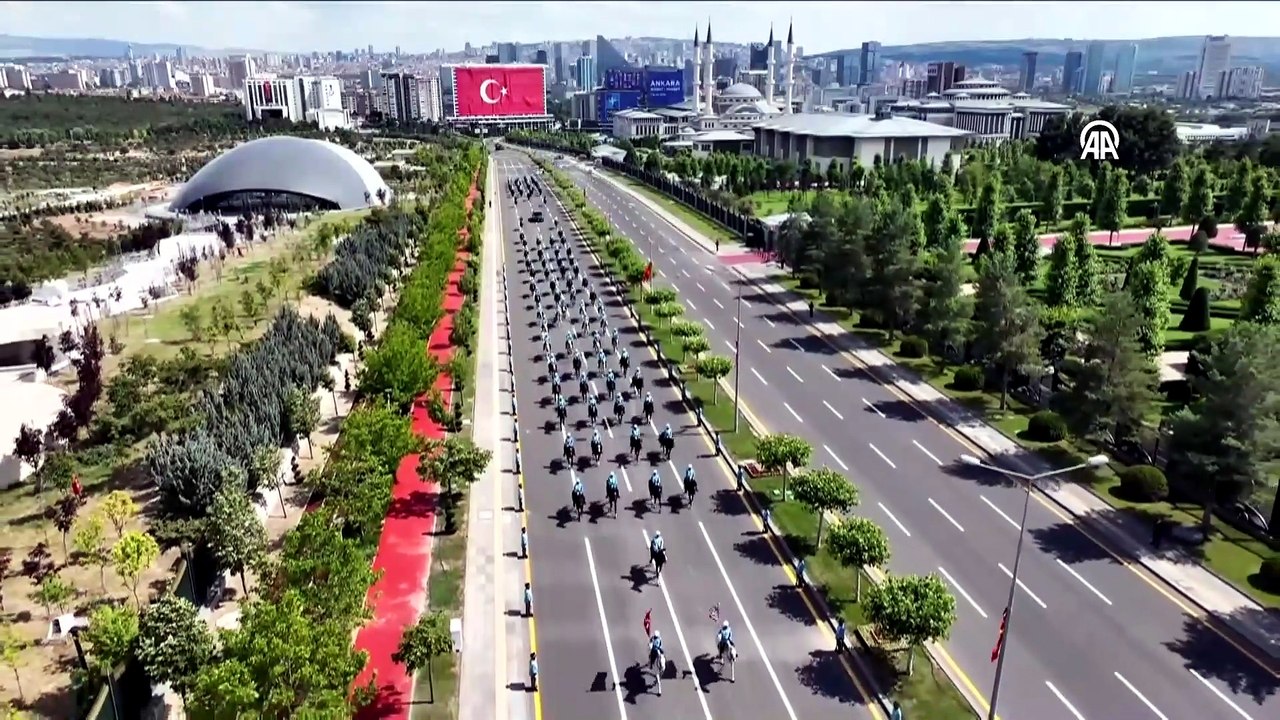 Ankara'da tarihi buluşma! Cumhurbaşkanı Erdoğan, ABD'de Başkanı Trump'ı resmi törenle karşıladı