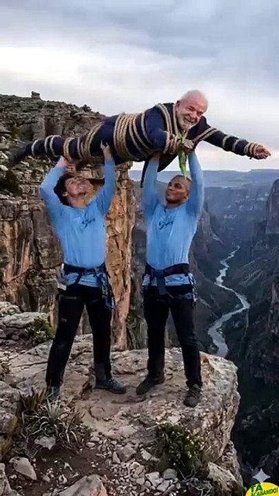 LULA ....COMO JOGAR A MERDA FORA