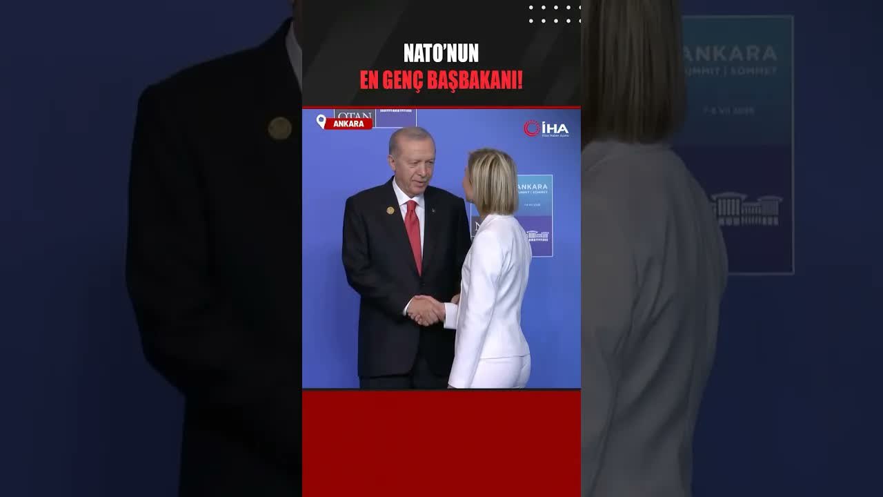 NATO'nun en genç lideri 38 yaşındaki İzlanda Başbakanı Frostadóttir. Trump bizzat tokalaştı.