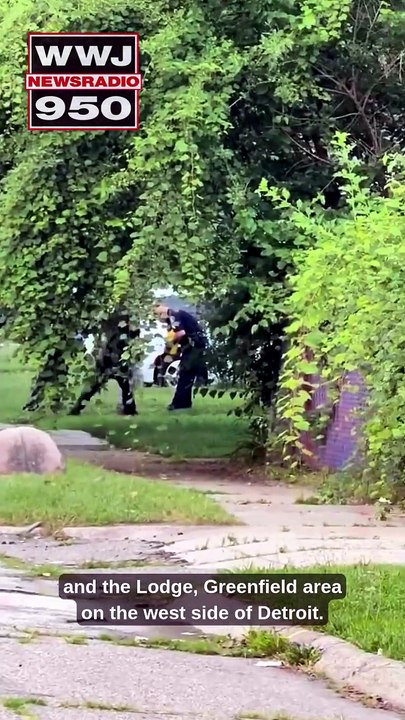 Man dead, 6 arrested on scene of Detroit shooting and crash