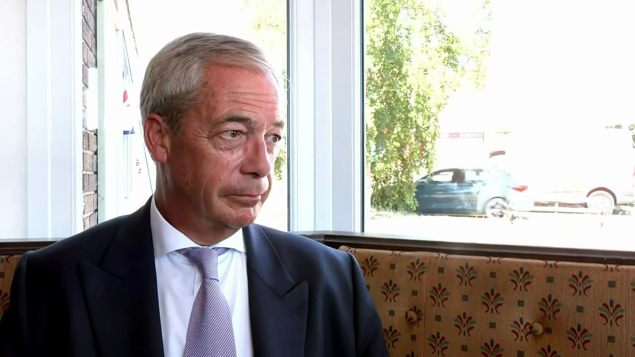 Farage: I'm painted out as being a crook