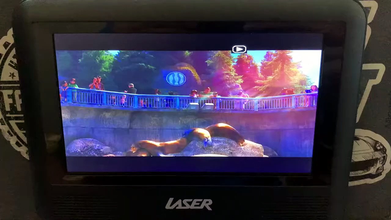 Finding Dory (2016) Marlin and Nemo Meet Fluke and Rudder Scene