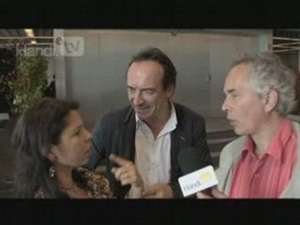 Débat improvisé sur l'éthique, la comédie et le handicap